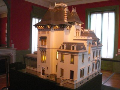 Lumiere house